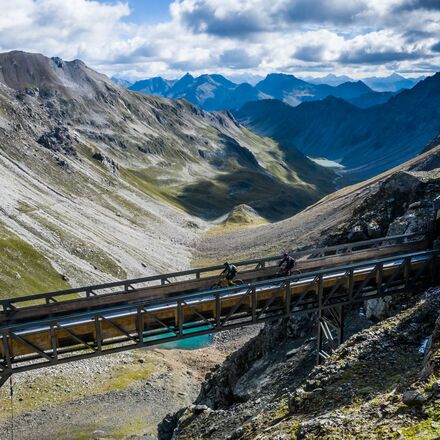 Bike Abfahrt vom Rothorn | © Nathan Hughes/Ferienregion Lenzerheide